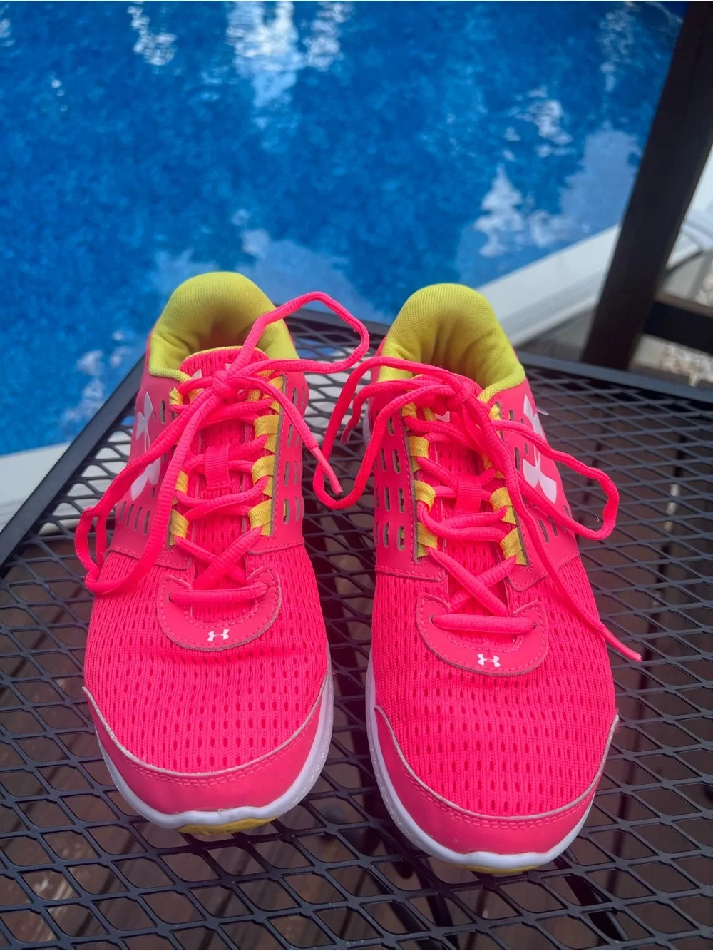 Under Armour Girls Size 6Y Coral Pink Neon Yellow Running Shoes